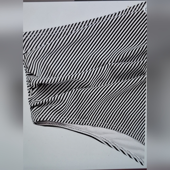 NWOT KNOTTED CROP TOP WITH PADDED BRA ATTACHED HIGH WAISTED RUCHED BIKINI SWIM - Picture 3 of 11